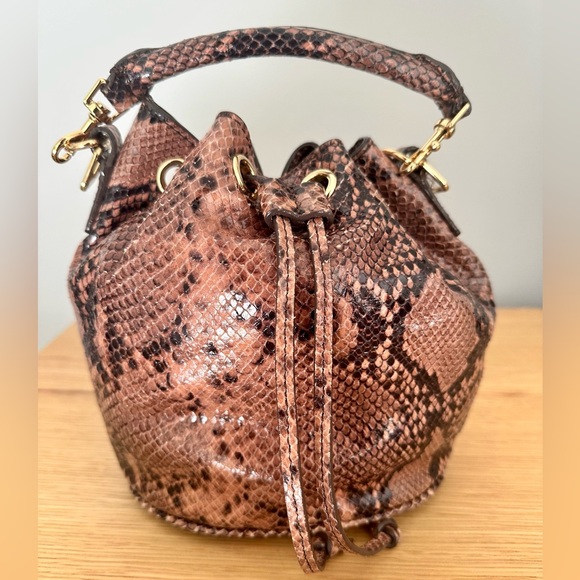 Ann Taylor pink snakeskin bag - Picture 2 of 11